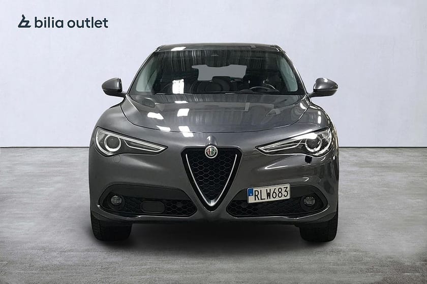 Bild 2 av Alfa Romeo Stelvio 2.2 JTD Super  210hk Backkamera