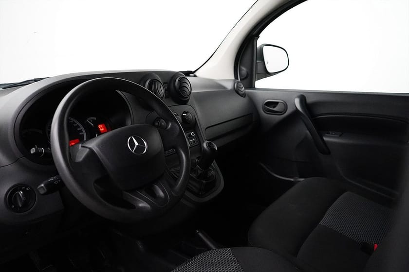 Bild 5 av Mercedes-Benz Citan 109 CDI citan-109 Manuell / 90hk / Moms