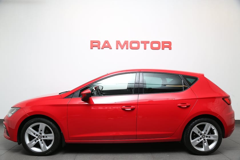 Bild 3 av SEAT Leon 1,0 TSI 115hk FR Beats l Full link l Sensorer fram/bak