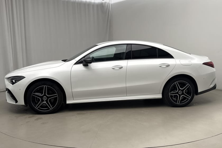 Bild 2 av Mercedes-Benz CLA 250 e