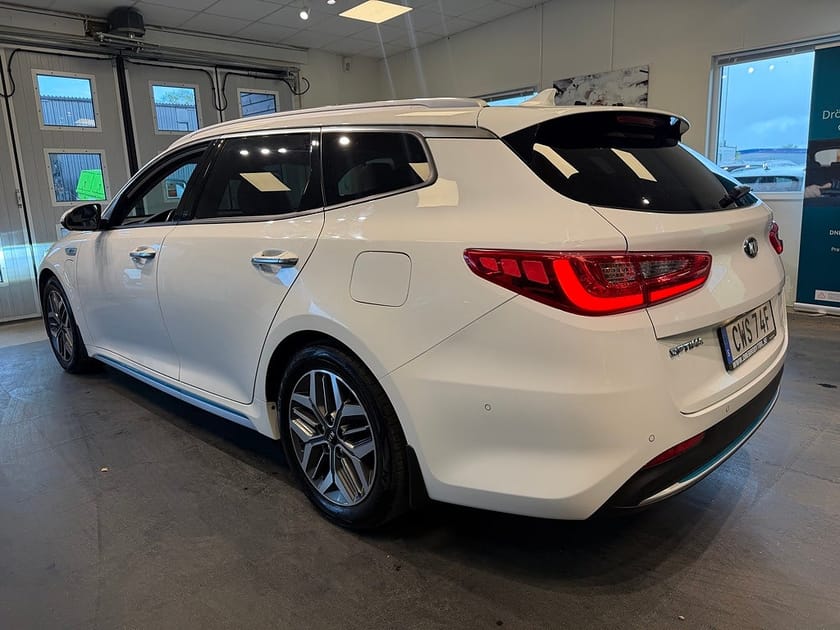 Bild 3 av Kia Optima Sport Wagon Plug-in Hybrid Advance Plus H/K Pano SE UTR