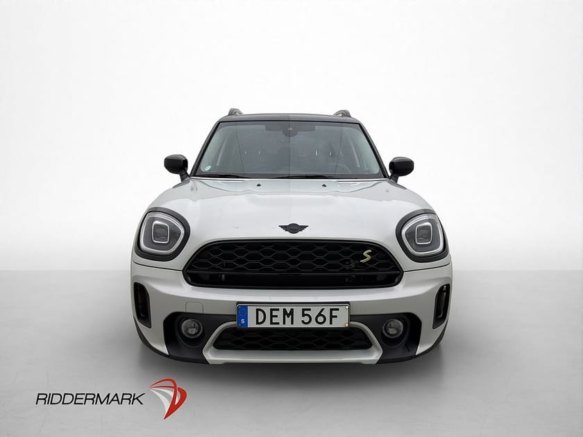 Bild 2 av MINI Countryman Cooper SE ALL4 220hk Kamera CarPlay Navi Halvskinn