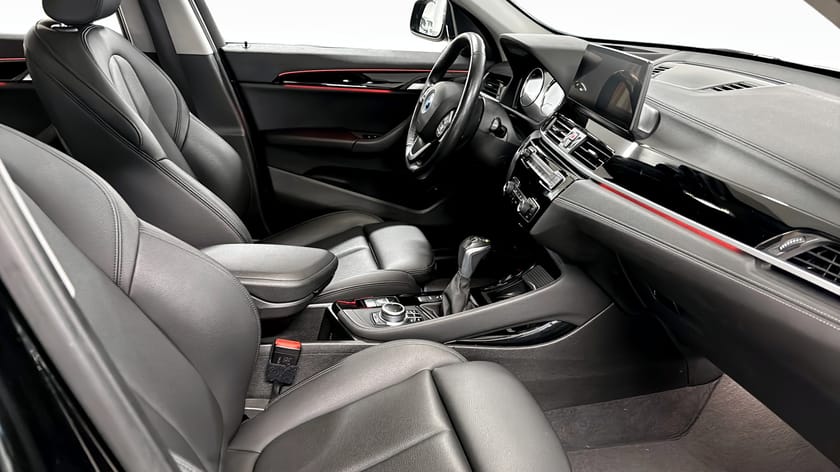 Bild 3 av BMW X1 xDrive25e 