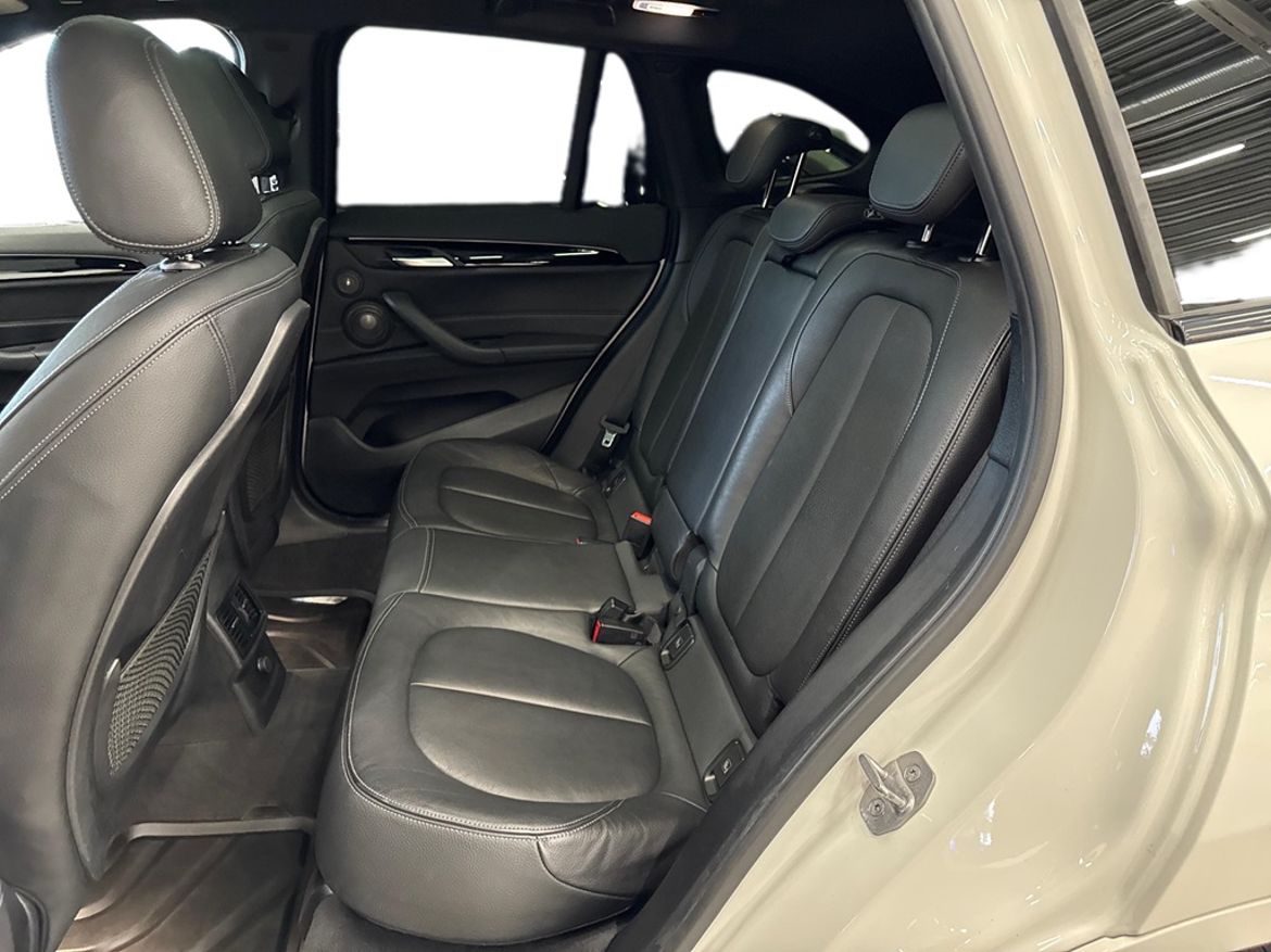 BMW BMW X1 xDrive20d — bild 13