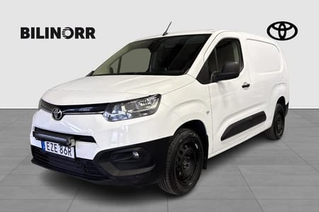 Toyota ProAce City LONG 1,5D 100HK COMFORT/Ny motor/D-värm + skåp/Ledramp