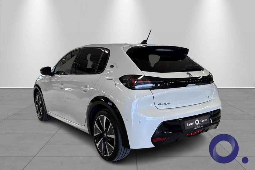 Bilde 2 av Peugeot e-208 GT|Carplay|Navi|Mye bra utstyr