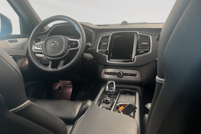 Bild 5 av Volvo XC90 7 Säten Recharge T8 Ultimate Dark Edition.