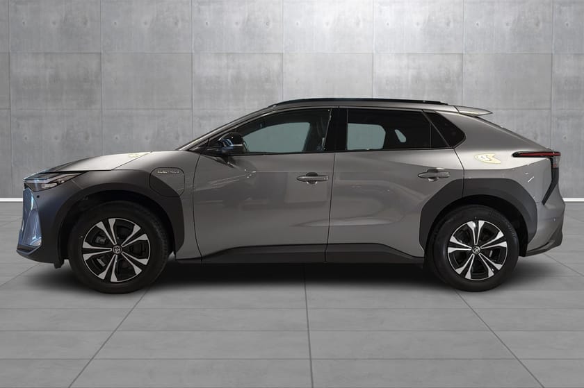Bilde 2 av Toyota bZ4X AWD Executive
