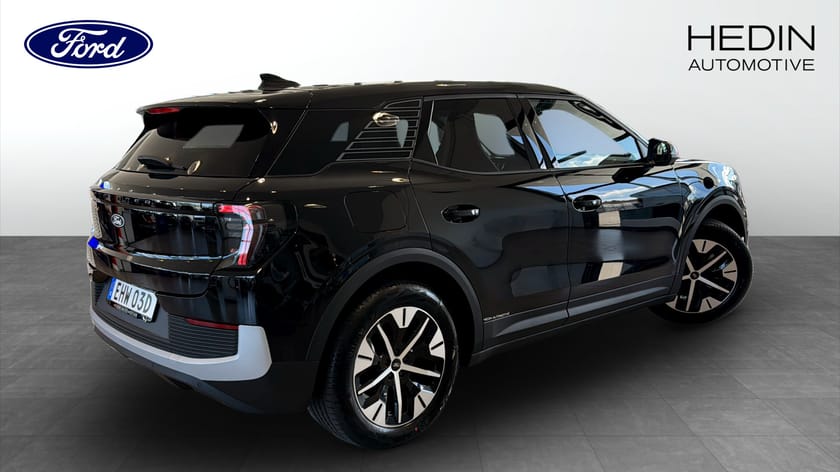 Bild 2 av Ford Explorer EV Extended Range RWD Long Business Edition DEMO 15 000 kr laddning