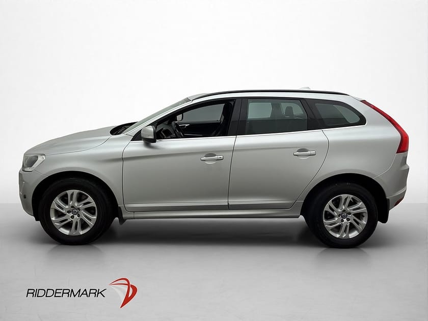 Bild 4 av Volvo XC60 D4 190hk AWD Momentum Värmare Navi VOC Dragkrok