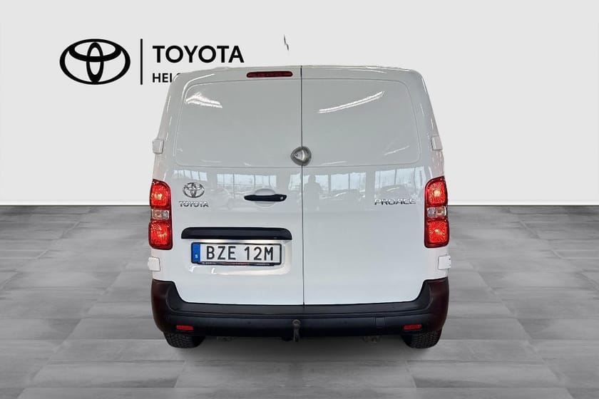Bild 5 av Toyota Proace Medium 2,0 Adblue 180 HK S&S Automat Comfort