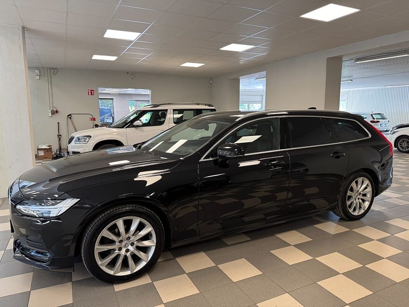 Bild 2 av Volvo V90 D4 Geartronic Momentum B-kamera Navi AppConnect drag