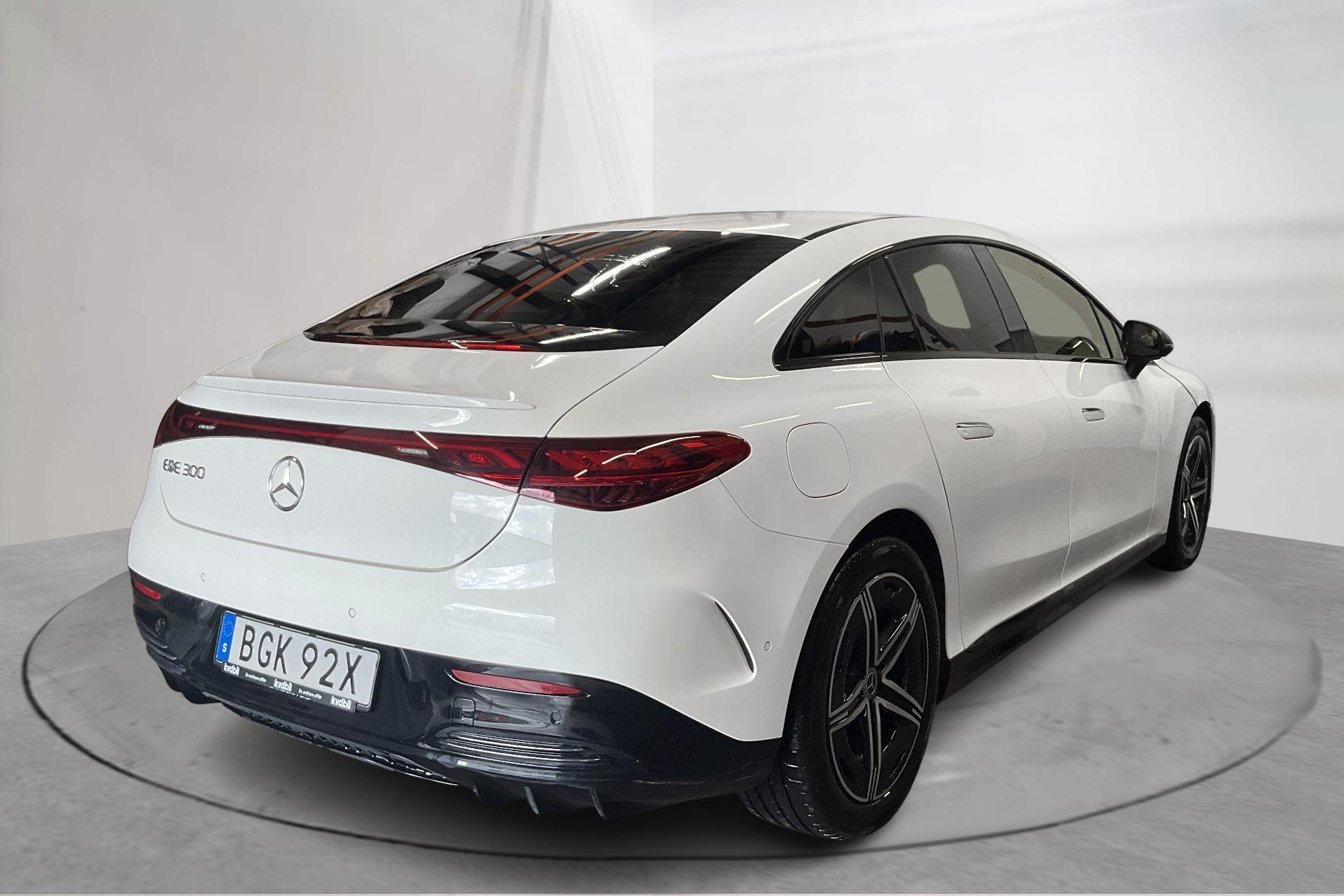 Mercedes-Benz EQE 300 2023, kuva 3/10