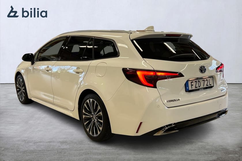 Bild 2 av Toyota Corolla Touring Sports Hybrid 1,8 - STYLE - VINTERHJUL