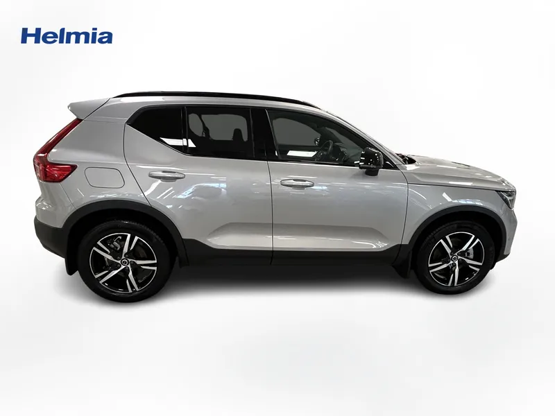Bild 6 av 16 – Volvo XC40 B3 FWD Bensin Plus Dark