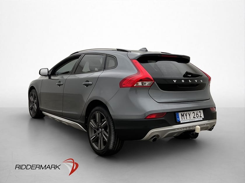 Bild 5 av Volvo V40 Cross Country D4 Summum Pano VOC Värm Kamera Drag