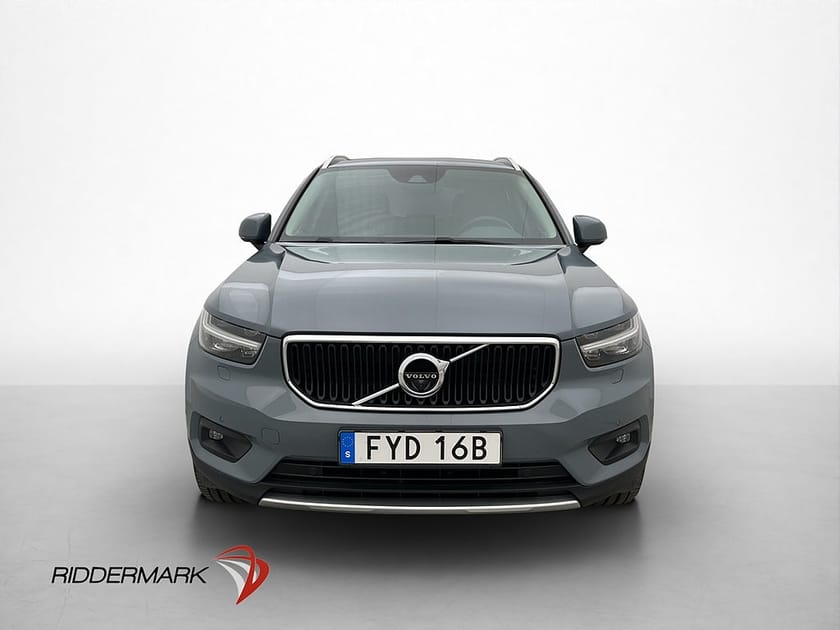 Bild 2 av Volvo XC40 Momentum B4 197hk Kamera Värmare H/K Navi BLIS