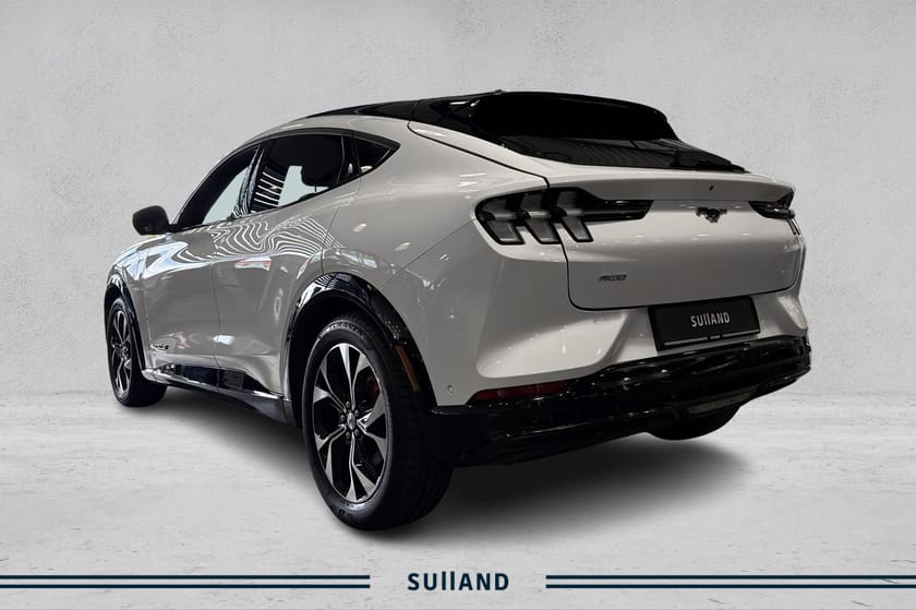 Bilde 3 av Ford Mustang Mach-E Long Range AWD LR/AWD/Nyservet/Ny EU/Skinn/Carplay/NAVI++