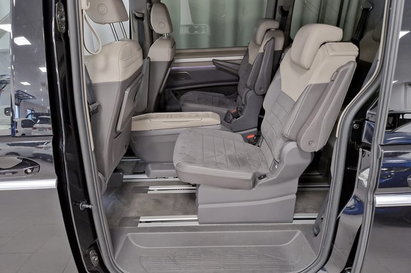 Bild 5 av Volkswagen Multivan eHybrid | 7 Sitsig | H&K | Drag | Navi