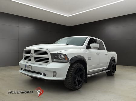 RAM 1500 Crew Cab Dodge Sport 5.7 4x4 Luft Drag Alpine Taklucka Moms