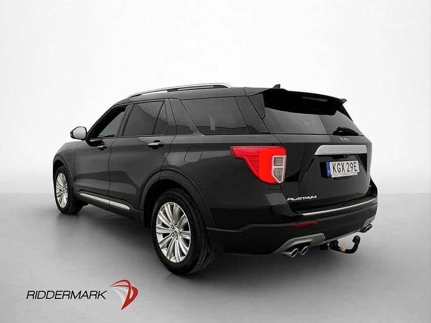 Bild 5 av Ford Explorer Plug-In Hybrid Platinum 7-Sits Pano B&O Drag