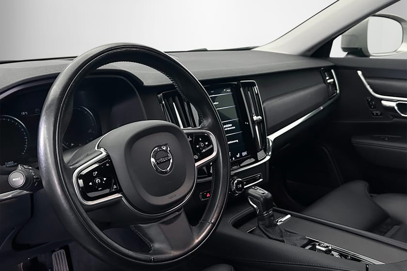Bild 3 av Volvo V90 Cross Country D4 AWD GEARTRONIC 190HK INSCRIPTION PRO DRAG