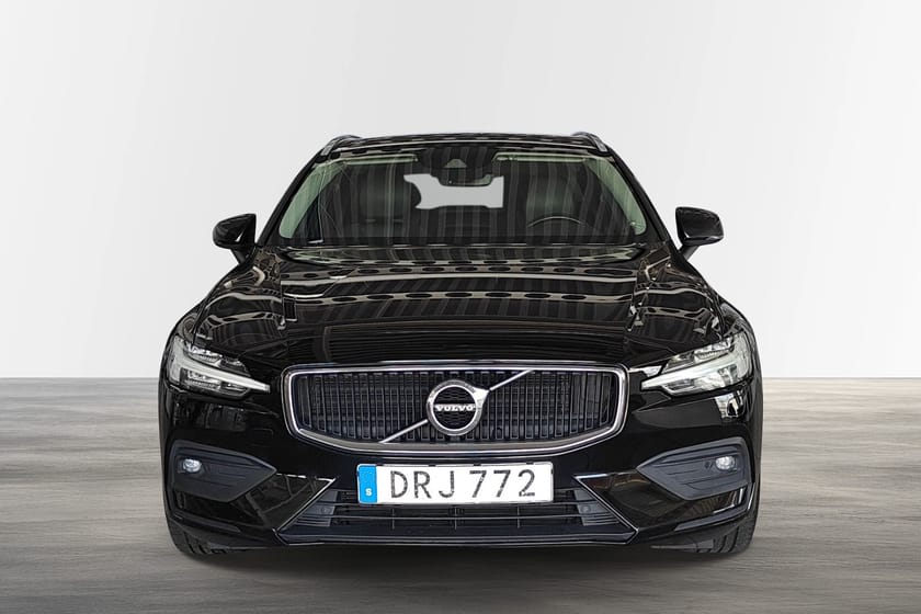 Bild 2 av Volvo V60 T6 AWD Momentum Advanced Edition