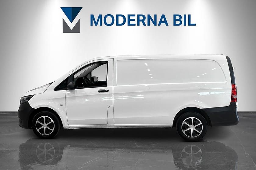 Bild 2 av Mercedes-Benz Vito 114 CDI 2.8t 136hk 9G-Tronic Lång Moms B-kamera Drag D-värm