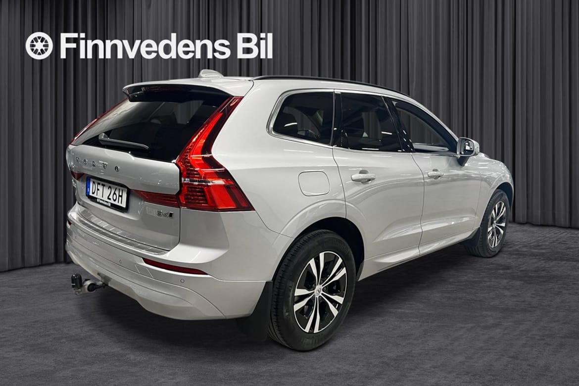 Volvo XC60 2022 - miniatyr 3