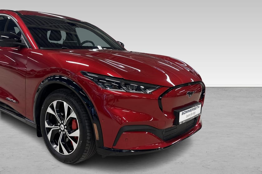 Bilde 3 av Ford Mustang Mach-E Long Range AWD Premium, B&O,  krok, serviceavtale