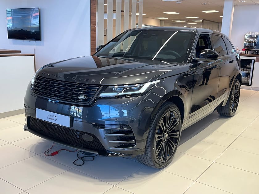 Bild 1 av Land Rover Range Rover Velar P400 MHEV AWD Belgravia Edition