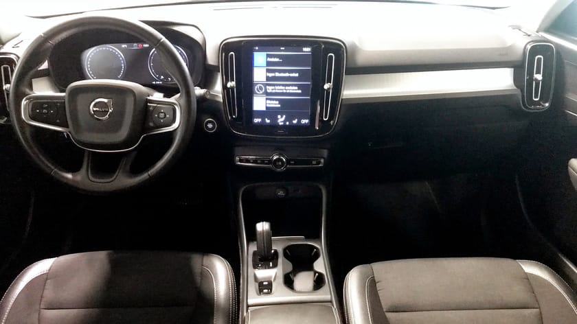 Bild 3 av Volvo XC40 D3 FWD Momentum Edition 150 Hk Drag