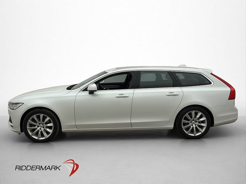 Bild 4 av Volvo V90 D4 190hk Momentum Värmare Pano Rattvärme Dragkrok