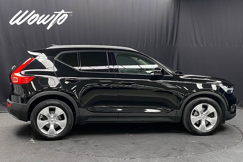Bild 3 av Volvo XC40 T4 AWD 190HK Momentum /Värmare /Moms