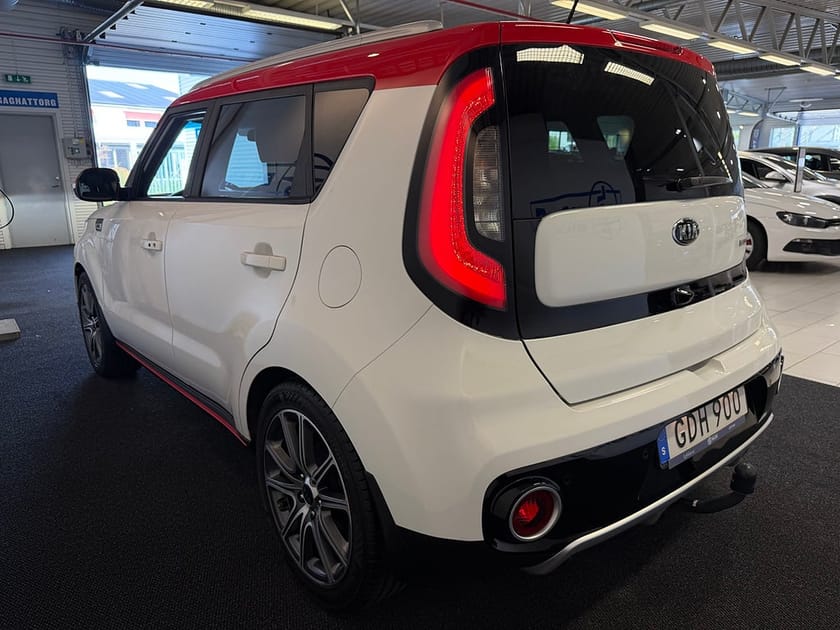 Bild 5 av Kia Soul 1.6 GDI DCT 204hk Panorama | Drag | M&K-värmare | Vhjul