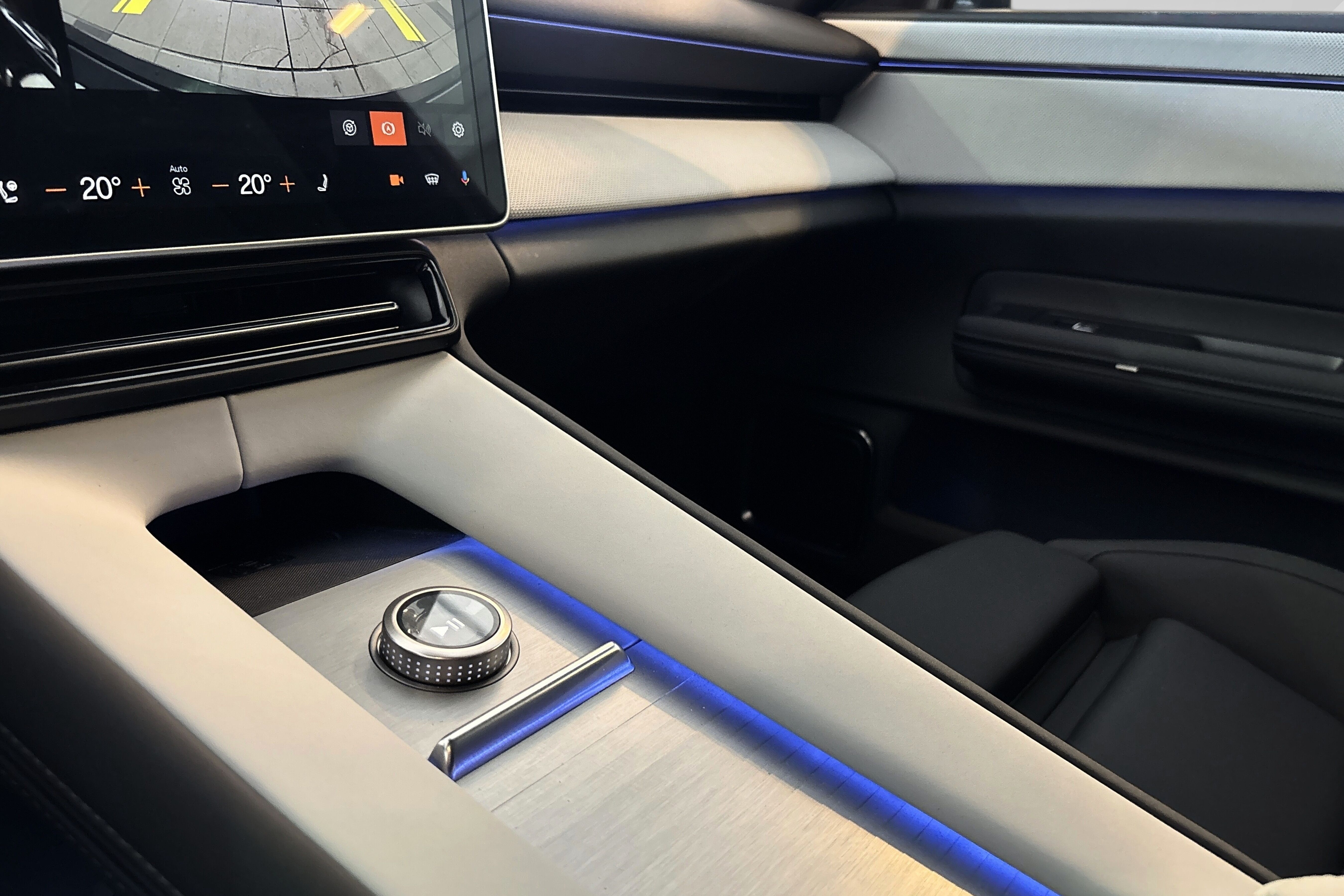 Polestar 4 Long Range Dual motor bilde 16