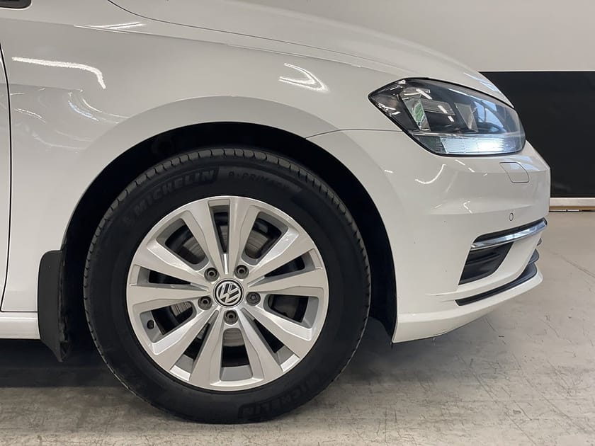 Bild 5 av Volkswagen Golf Sportscombi 1.0 TSI 110hk DSG7 Drag Backkamera CarPlay