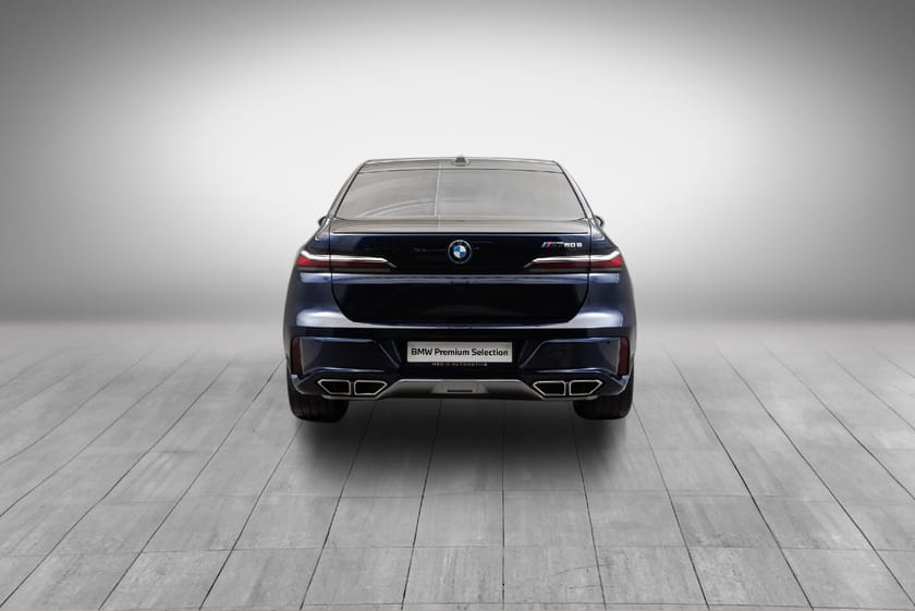 Bilde 4 av BMW M760e xDrive 