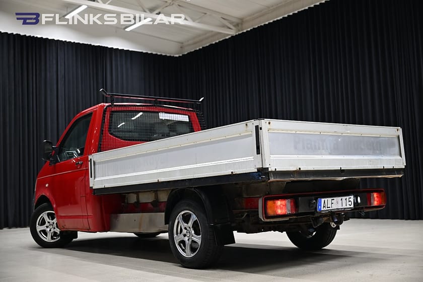 Bild 5 av Volkswagen Transporter Chassi Cab T30 2.5 TDI 4Motion 131HK Flak|Dragkrok|3Sits|Extraljus