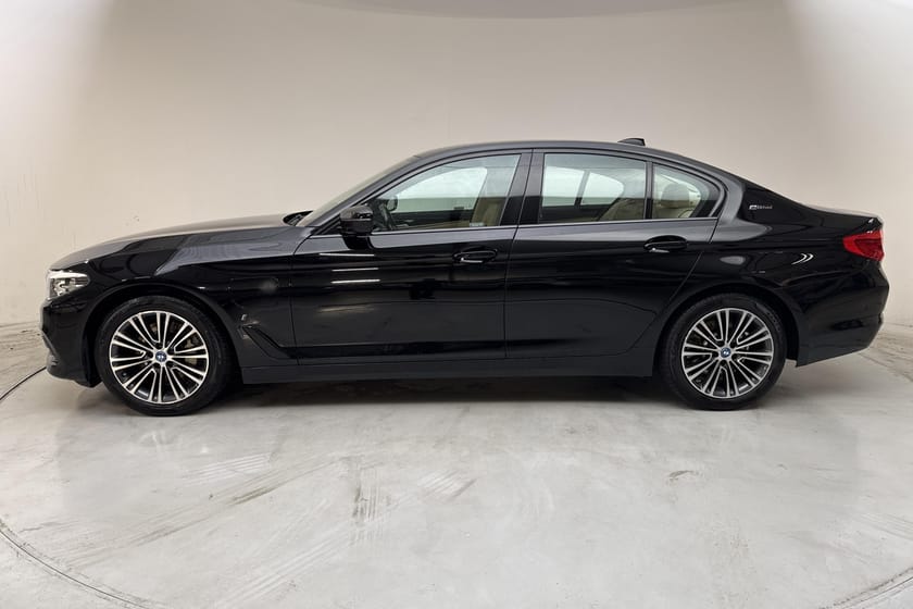 Bild 2 av BMW 530e iPerformance Sedan