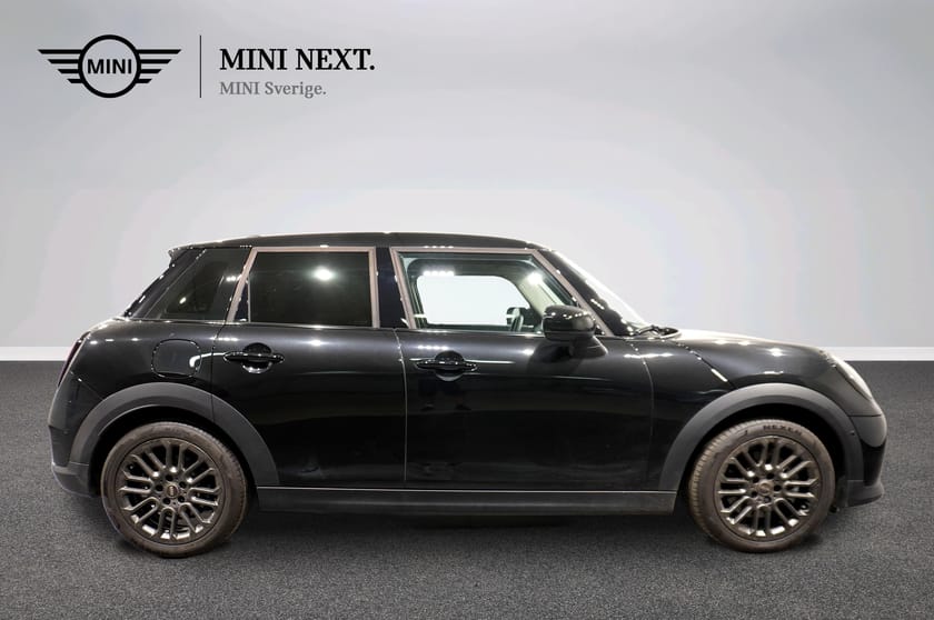 Bild 3 av MINI Cooper C Essential Trim, Paket XS