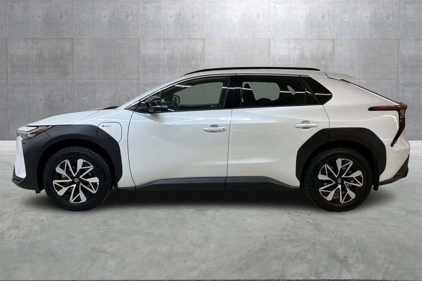 Bilde 2 av Toyota bZ4X AWD Executive