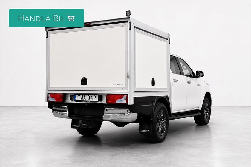 Bild 5 av Toyota Hilux Dubbelhytt 2.8 4WD Aut Moms Drag Navi Kåpa B-kam 204hk