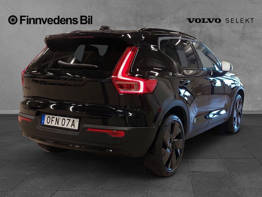 Bild 4 av Volvo EX40 Twin Motor Performance M Ultra Black Edt