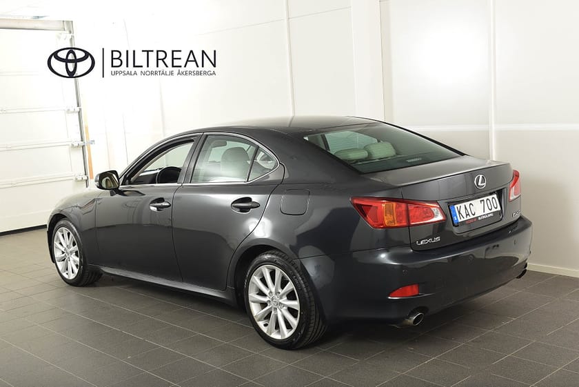 Bild 3 av Lexus IS 250 2.5 V6 Luxury Skinn PDC Ventilerade säten