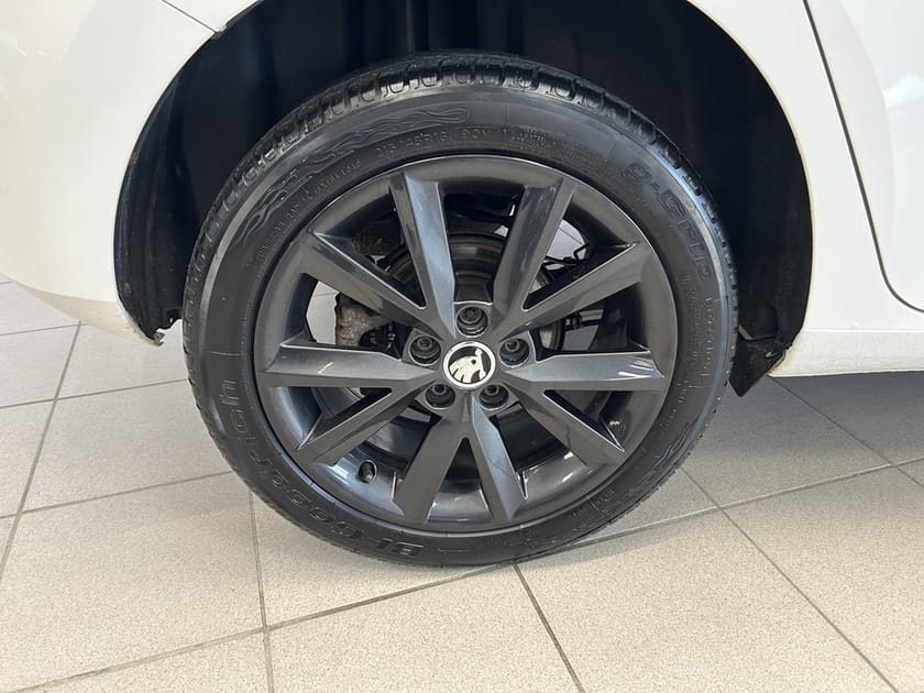 Bild 4 av Škoda Fabia 1.2 TSI Manuell 90hk