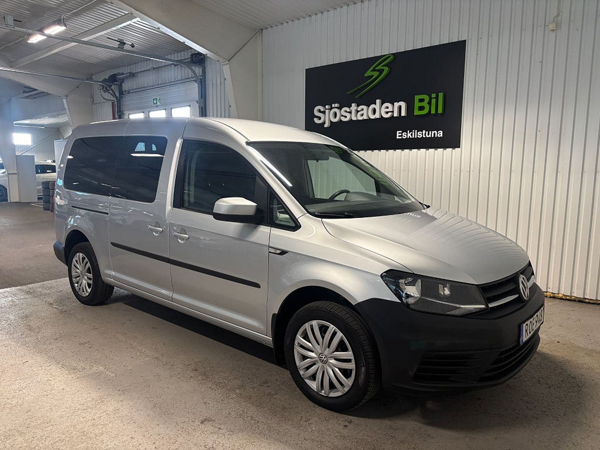 Volkswagen Caddy Maxi 2017, bild 6/10