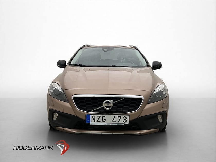 Bild 2 av Volvo V40 Cross Country D3 150hk Summum Värm Skinn Elstolar
