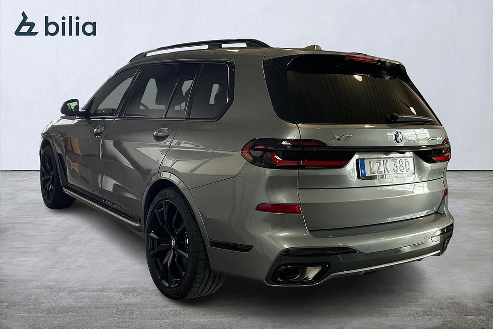 BMW X7 xDrive40d 2026, bild 2/18