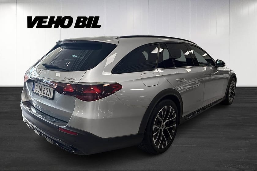 Bild 3 av Mercedes-Benz E 300 de 4MATIC All-Terrain E300  | Superscreen | Luftfjädring |